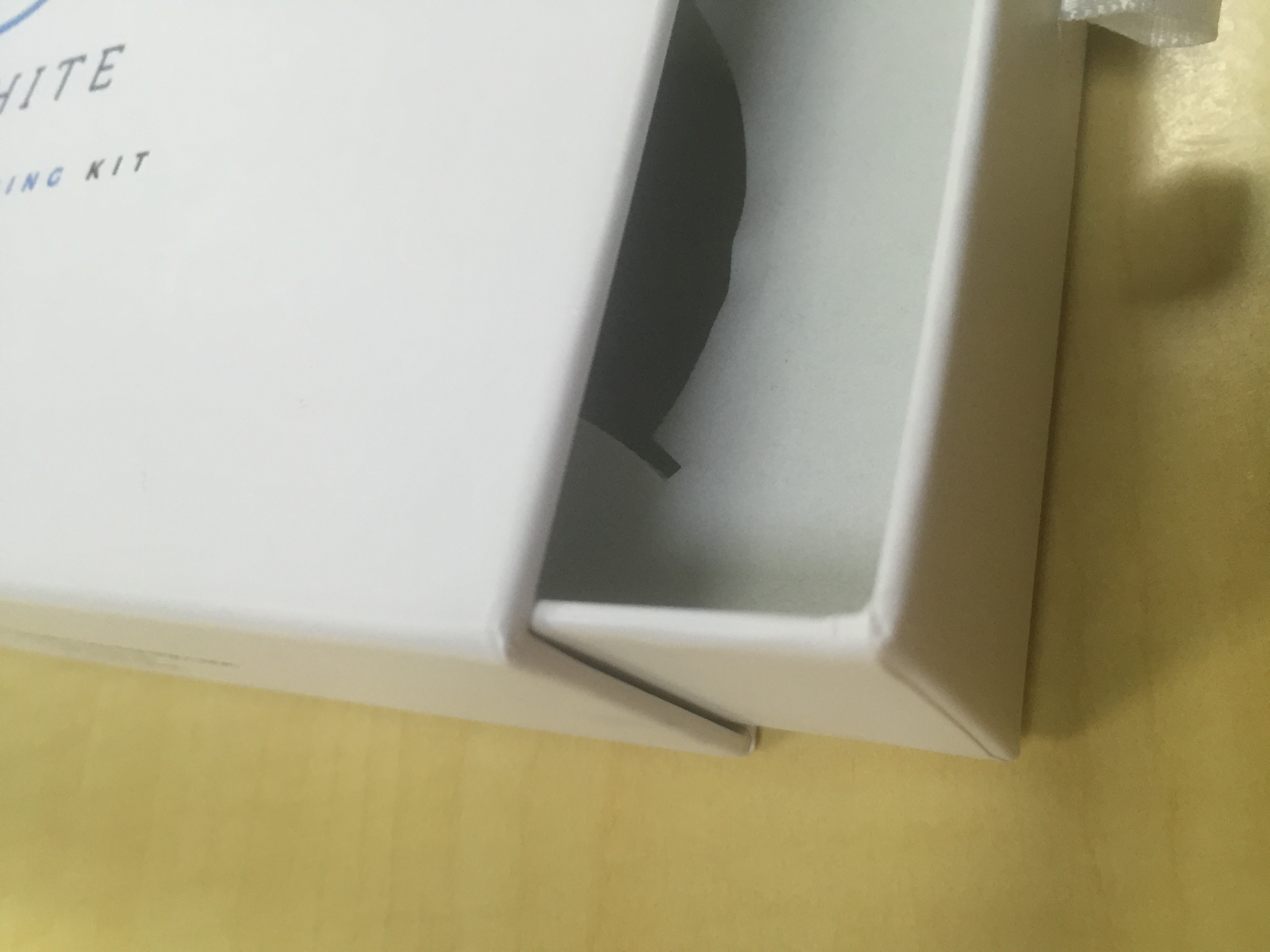 知道用數(shù)碼打樣給化妝品精品盒定制打樣成本低，沒(méi)想到這么低